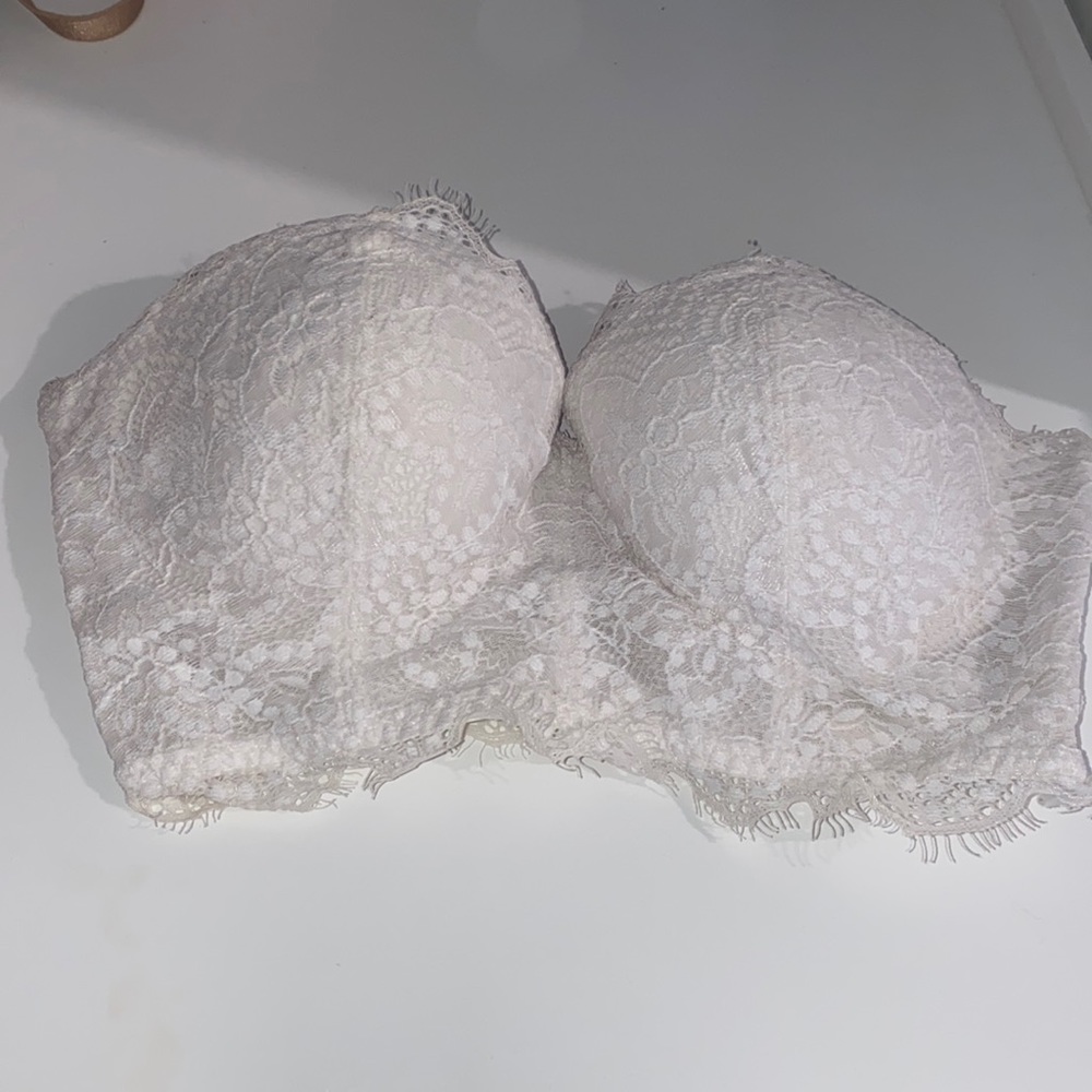 Victoria’s Secret PINK white lace lightly lined crop bustier